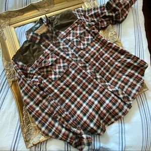 Rugged plaid jacket with comfortable lining.